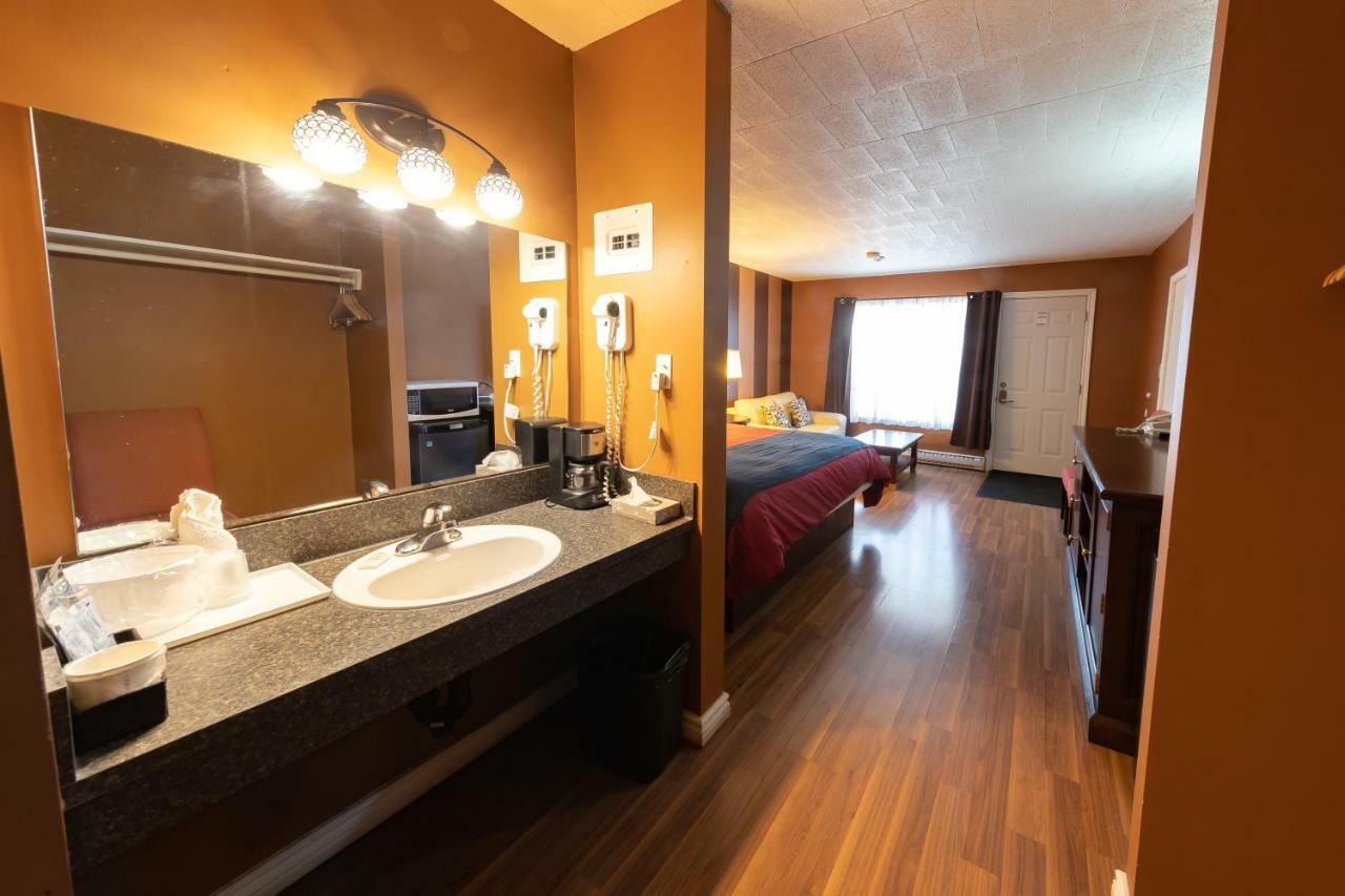 Villager Lodge Niagara Falls Esterno foto